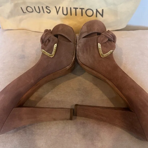 Louis Vuitton shoes - Picture 7 of 12